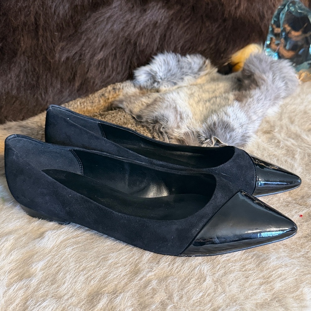 Cole Haan Black Pointed Patent-Toe Flats 9 (Bk7) - Picture 2 of 6